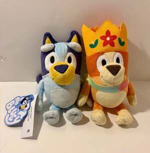 Bluey & Queen Bingo 8" Plush Stuffed Animal Toy Set with Tags